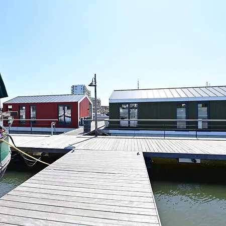 Aparthotel Harbourlodges 4*